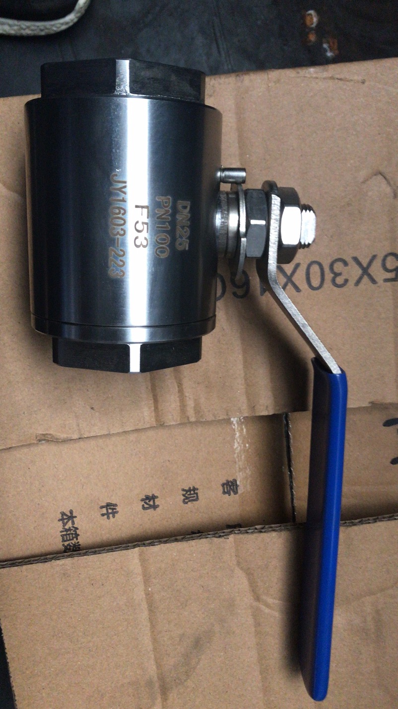 超級雙相不銹鋼絲扣球閥 超級雙相不銹鋼絲扣球閥