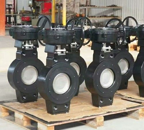 �pƫ�Č��A���y