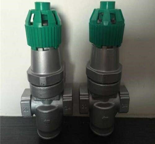 ���y�������p���y