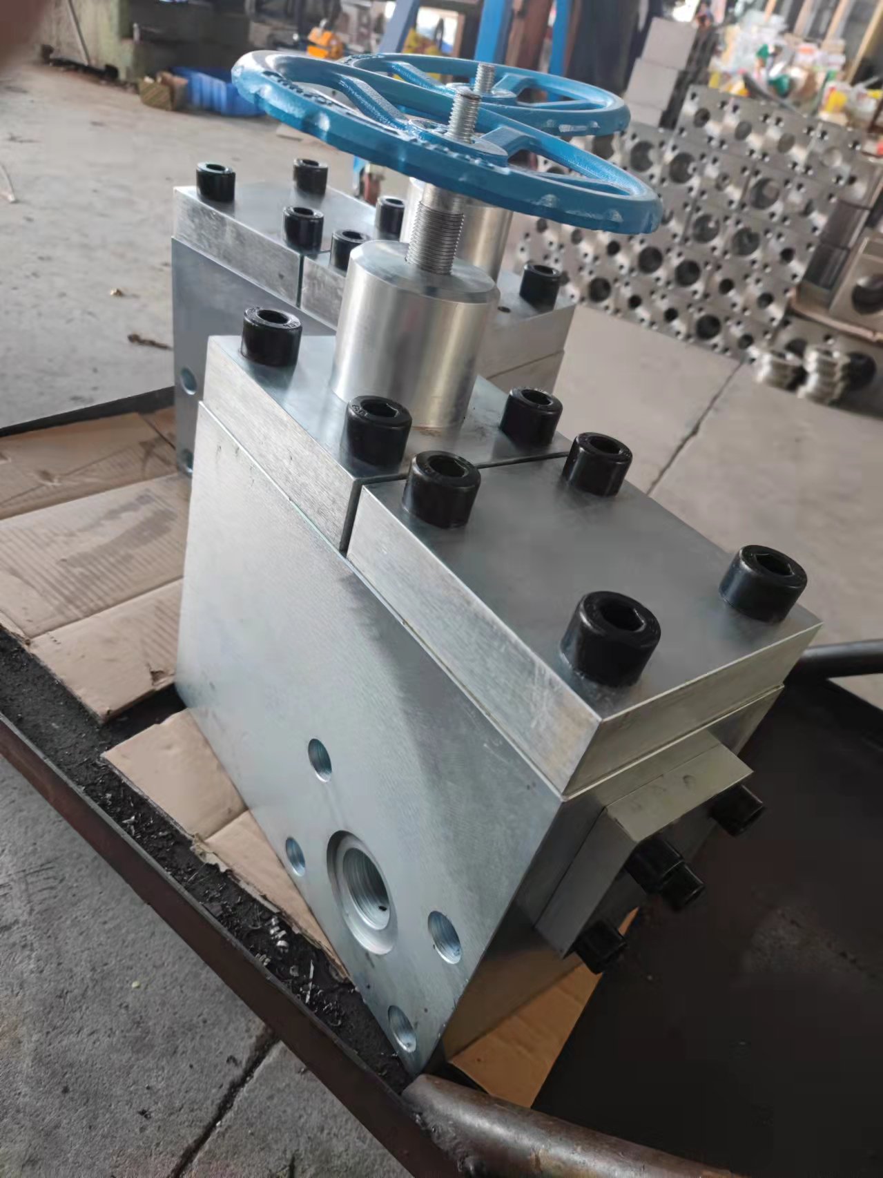 �߉������ֹ�y